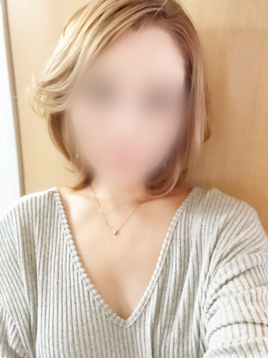 静花【シズカ】の写真