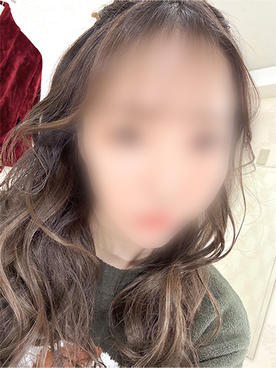 愛真【エマ】の写真